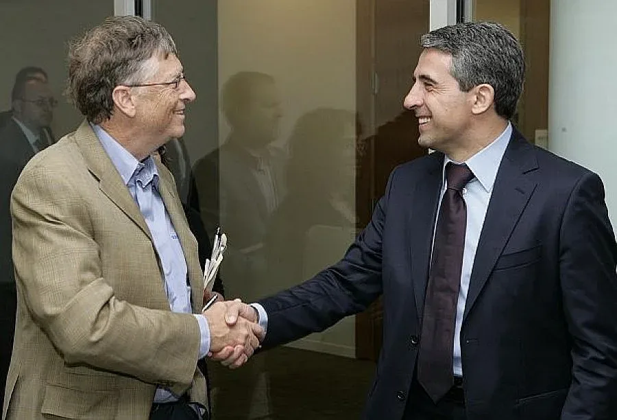 Плевнелиев урежда наши учени при Бил Гейтс