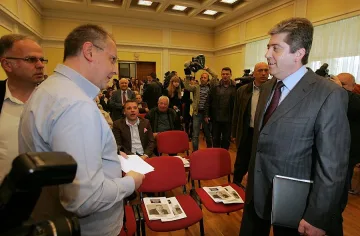 Станишев: Другарят Първанов избра каква да е кампанията