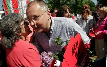 Станишев не изключва предсрочни избори