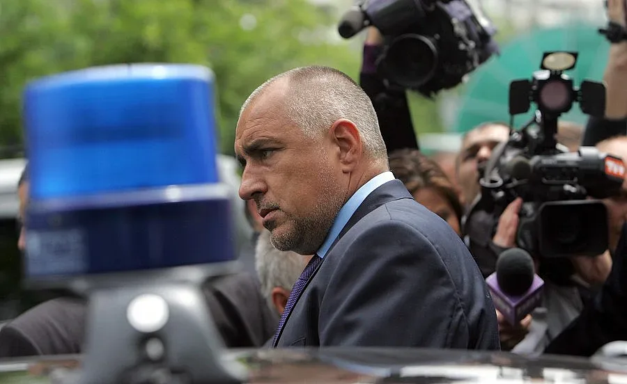 Проверяват асфалтиране за 2 милиона