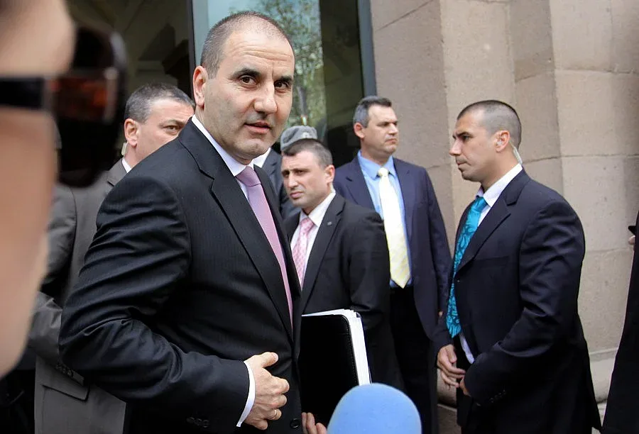 Цветанов: Имаше срастване на престъпността с политиците