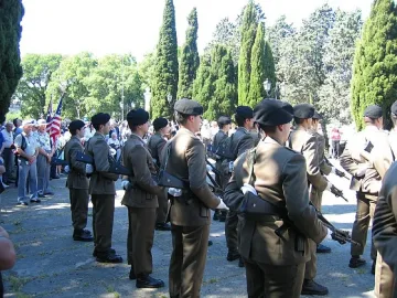 Рим хвърля армията срещу анархистите