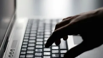 Престъпленията в интернет по-доходни от наркотрафика