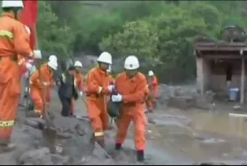 Градушка уби десетки в Китай