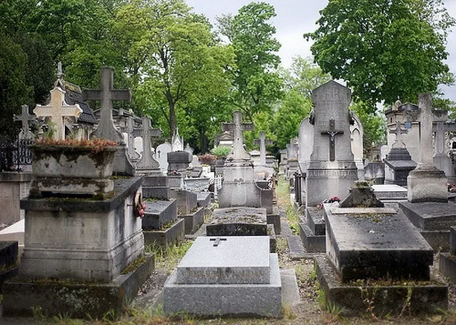 Българин плячкосва гробища в Германия