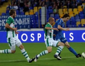 "Левски" съхрани мечтата за Европа с 2:0 над "Берое" 