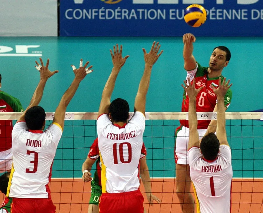 Волейболистите не дадоха гейм и на Испания 