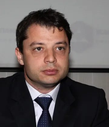 Добрев открива конференция за чужди инвестиции