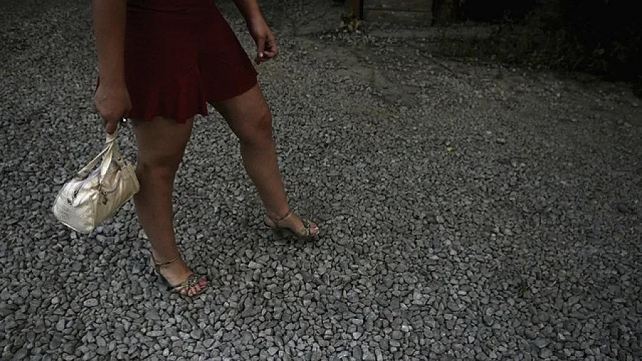 Петима мъже заразени със СПИН от проститутки