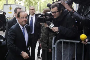 АФП: 61% от французите искат парламент, който подкрепя Оланд