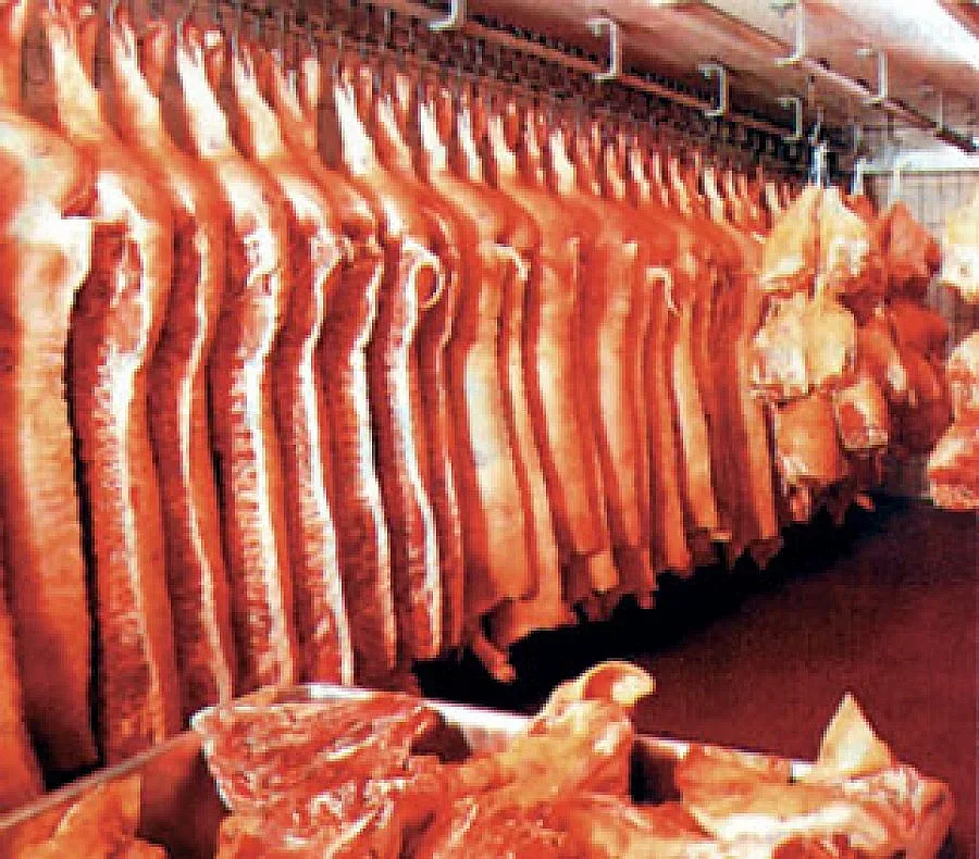 Запечатаха склад с 40 тона месо