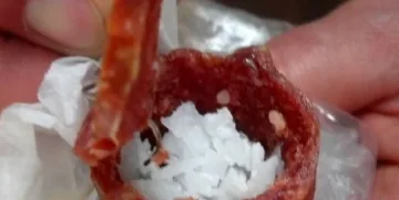 Салам със сода каустик в центъра на Перник