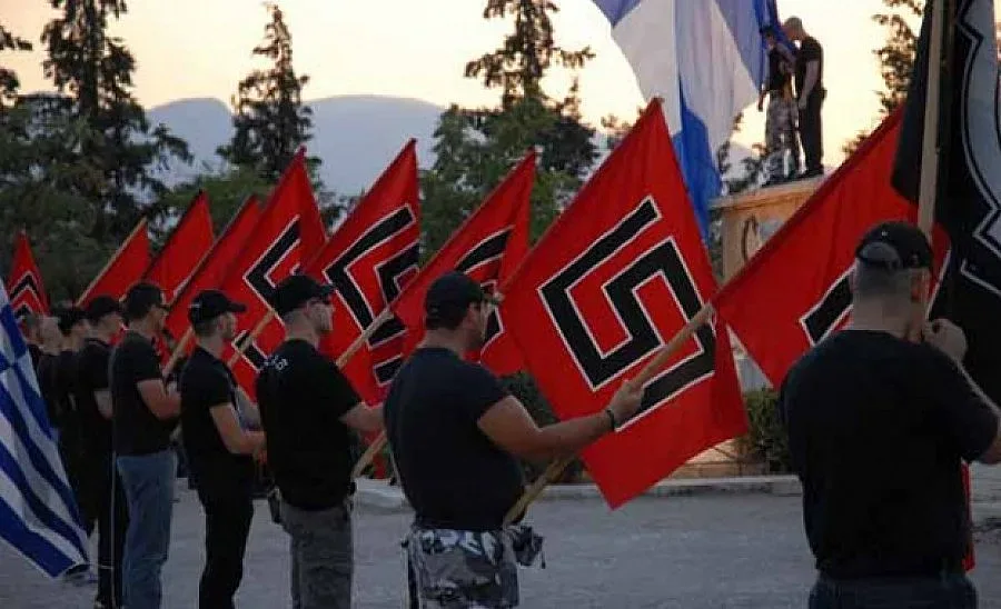 Неонацистите от "Златна зора" ни гонят от Гърция   