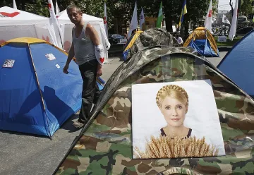 Тимошенко спира гладната стачка