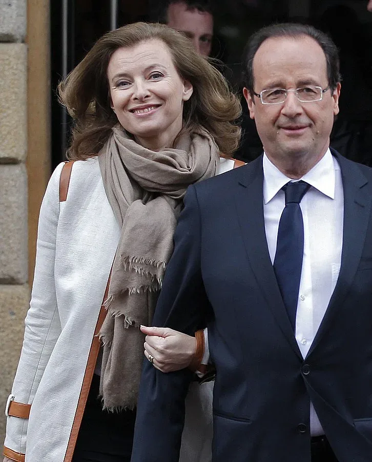 Франсоа Оланд води на изборите във Франция с 52,5% от гласовете