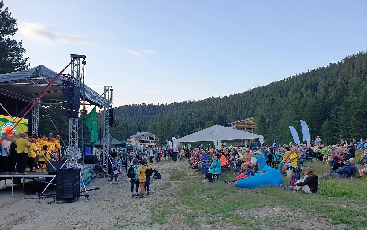 Хиляди се събраха на Мальовица