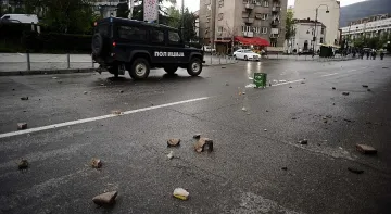 Хиляди албанци на бунт в Скопие