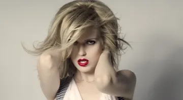 Нели Петкова с нов радиосингъл