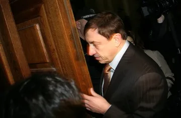 Защитата на Алексей поиска отвод на съда