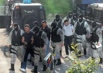 Убитите край Скопие били с български паспорти?