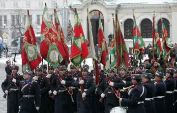 Вадят бойните знамена на "Дондуков" 2