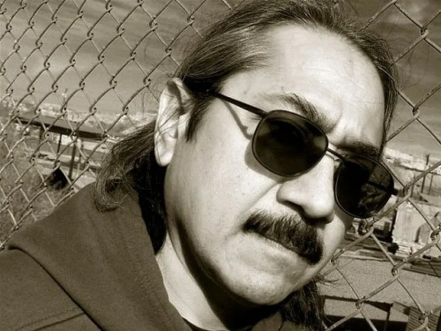 Ревнив мексиканец теглил куршума на Цвета