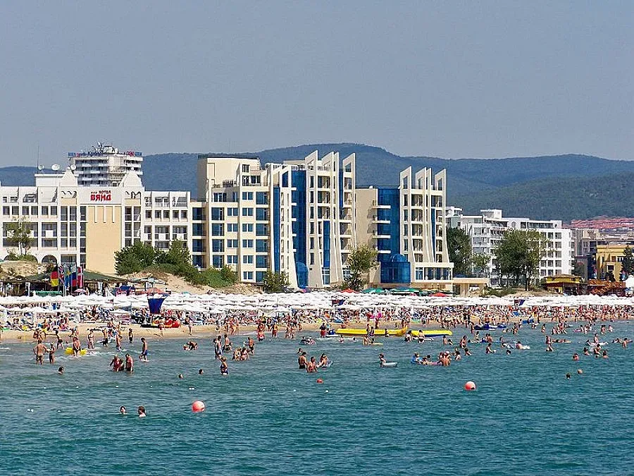 Чехи и поляци се връщат в Слънчев бряг