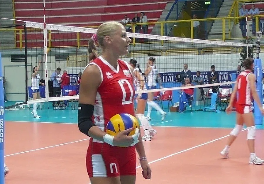 Турция ни прегази 3:0 на волейбол 