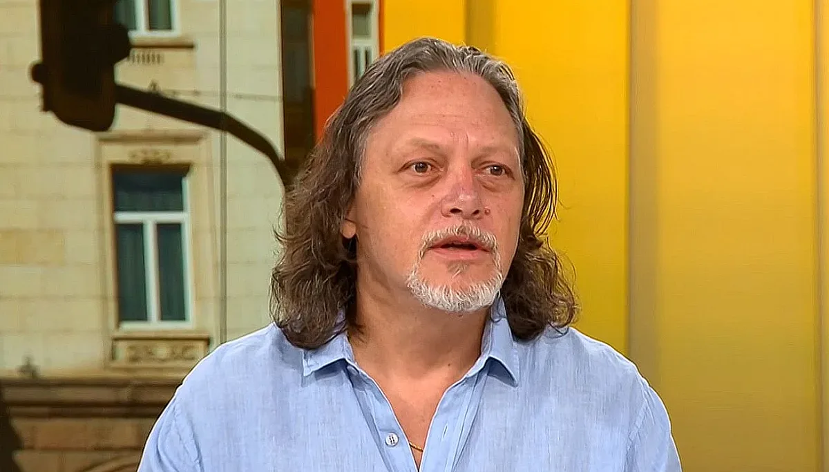 Алгафари зове психиатри да се заемат с българските политици