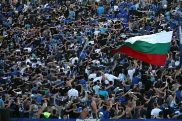 Четирима хулигани няма да помиришат стадион 1 г.