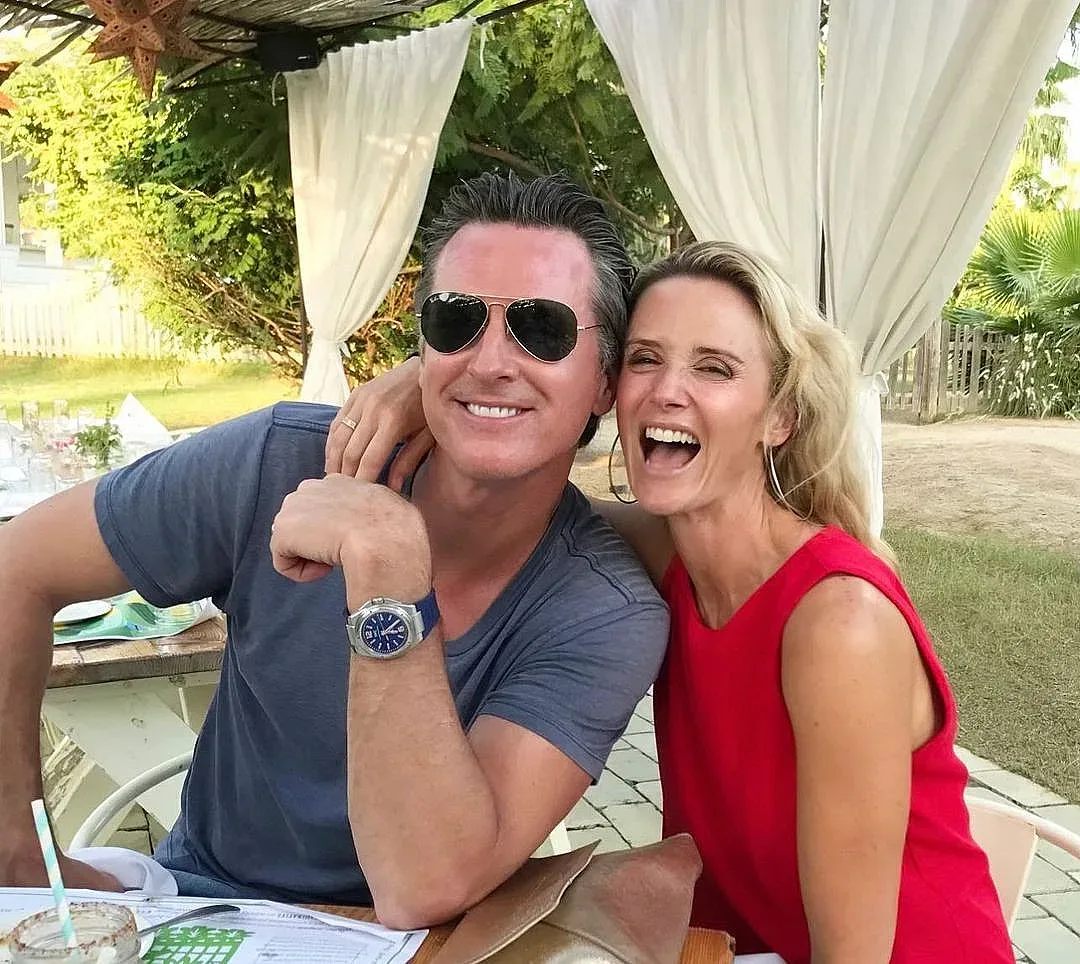 Най-важният демократ след Байдън обяви подкрепа за Камала Харис