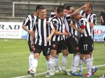 „Локо” (Пд) обърна „Черно море” на „Тича”  