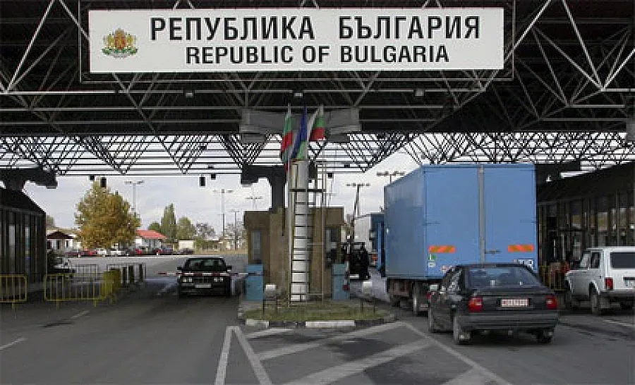 Задръстване на Калотина, пренасочват колите