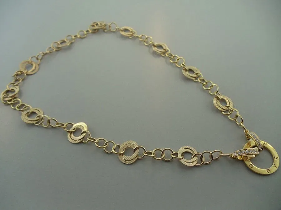 Роми обраха майката на наркобос, после й се извиниха