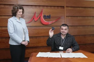 Посписаха договорите по М-Тел Еко Грант