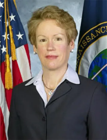 САЩ сложиха дама да разузнава от Космоса