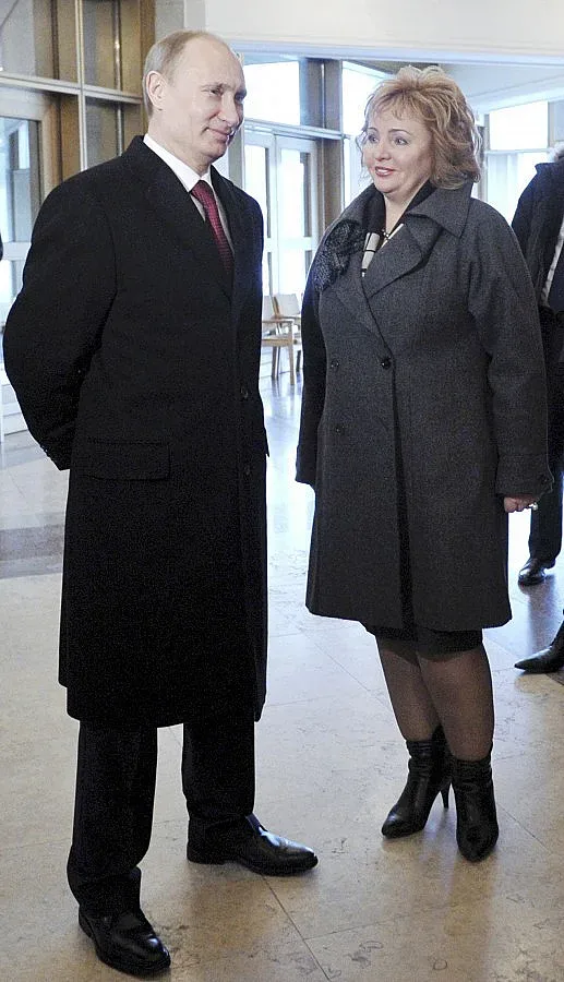 Жената на Путин се криела от отчаяние