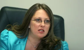 Виолета Николова на прокурор за бонусите