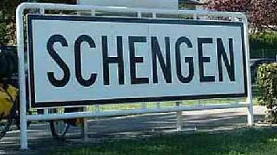 Испания излиза временно от Шенген