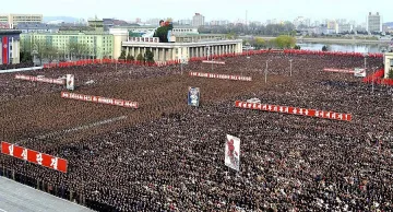 Пхенян се закани да изпепели южнокорейското правителство  