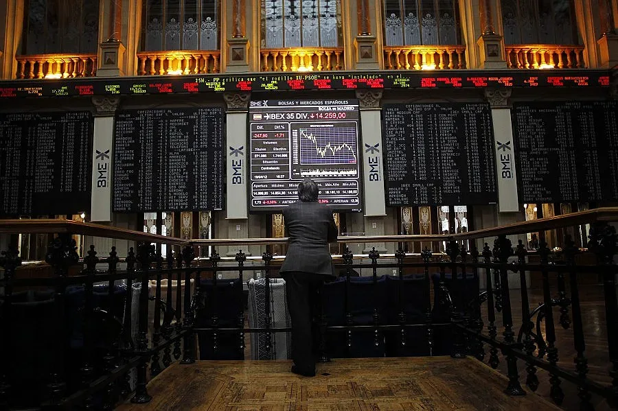 Испания реже 10 млрд. от бюджета за образование и здраве