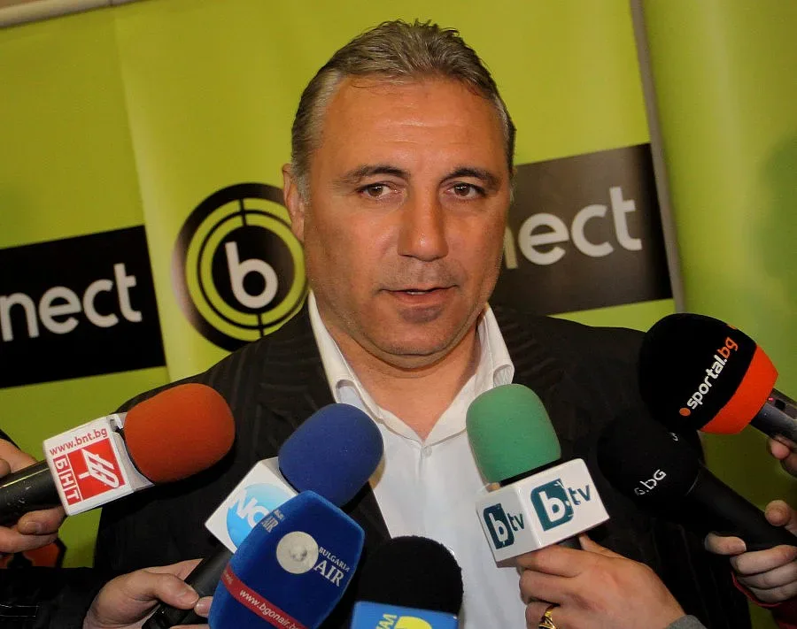 "Литекс" не влиза в комбини, отсече Стоичков