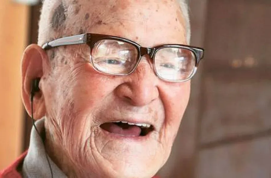 Най-старият мъж чукна 115