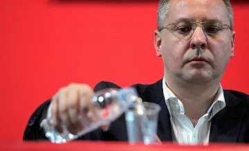 Станишев: Очевидно са натиснали депутатите от "Атака"