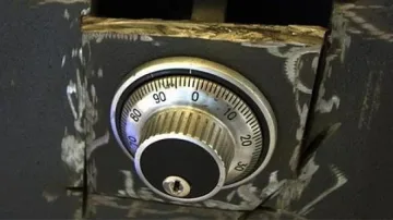 Апаши пробвали обир на празна каса