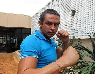 Бодигард на Джако се бори за бащинство