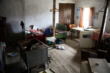 Ярловци трепери под ромски терор