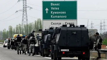 Петимата македонци убити с 3 оръжия 