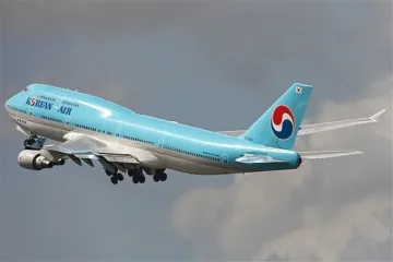 Сигнал за бомба приземи аварийно самолет