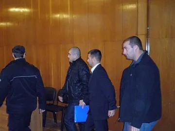 Домашен арест за обвинени по делото “Гранити” 